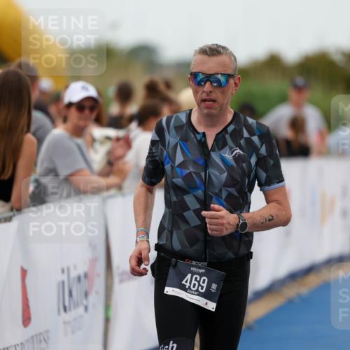 22.06.2025 - Viking Triathlon Michael Strokosch http://msf.ph/oto/8071925 22.06.2025 15:33:00 Ziel 469 meine-sportfotos.de