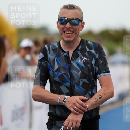 22.06.2025 - Viking Triathlon Michael Strokosch http://msf.ph/oto/8071942 22.06.2025 15:33:02 Ziel 469 meine-sportfotos.de