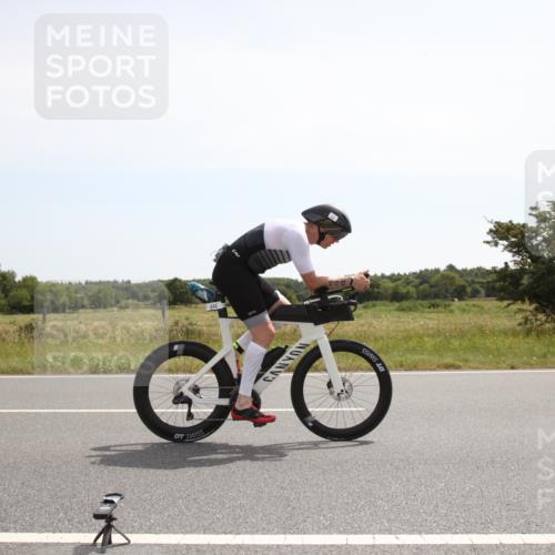 22.06.2025 - Viking Triathlon Yannick Fuchs http://msf.ph/oto/8071944 22.06.2025 11:53:49 Radfahren 13, 173, 288, 340, 444, 458, 462, 604 meine-sportfotos.de