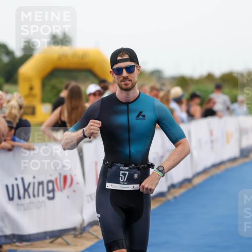 22.06.2025 - Viking Triathlon Michael Strokosch http://msf.ph/oto/8071952 22.06.2025 15:33:52 Ziel 57 meine-sportfotos.de