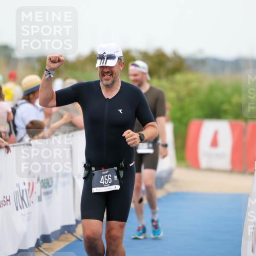 22.06.2025 - Viking Triathlon Michael Strokosch http://msf.ph/oto/8071982 22.06.2025 15:46:46 Ziel 456 meine-sportfotos.de