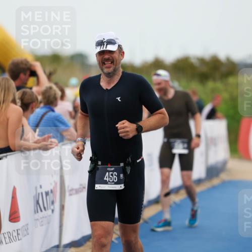 22.06.2025 - Viking Triathlon Michael Strokosch http://msf.ph/oto/8071996 22.06.2025 15:46:47 Ziel 456 meine-sportfotos.de