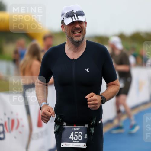 22.06.2025 - Viking Triathlon Michael Strokosch http://msf.ph/oto/8072017 22.06.2025 15:46:49 Ziel 335, 456 meine-sportfotos.de