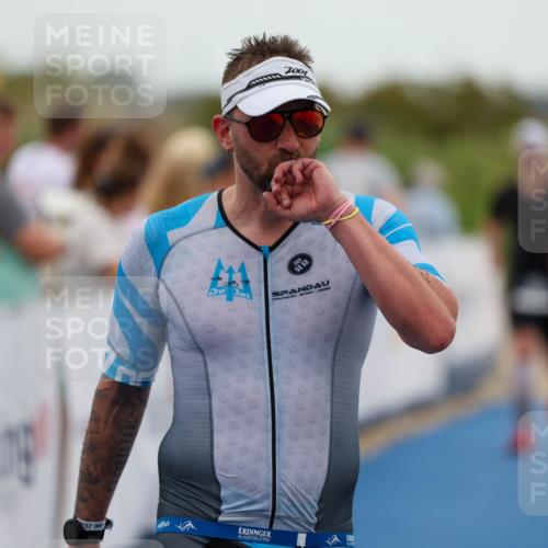 22.06.2025 - Viking Triathlon Michael Strokosch http://msf.ph/oto/8072023 22.06.2025 15:34:18 Ziel 232, 361 meine-sportfotos.de