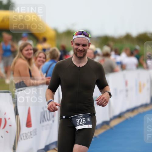 22.06.2025 - Viking Triathlon Michael Strokosch http://msf.ph/oto/8072046 22.06.2025 15:46:54 Ziel 335, 456 meine-sportfotos.de