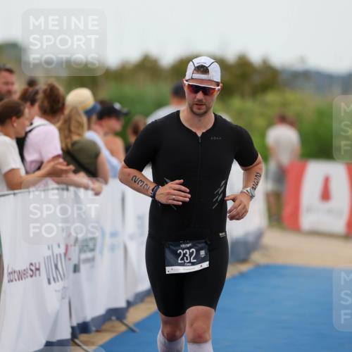22.06.2025 - Viking Triathlon Michael Strokosch http://msf.ph/oto/8072047 22.06.2025 15:34:22 Ziel 232, 361 meine-sportfotos.de