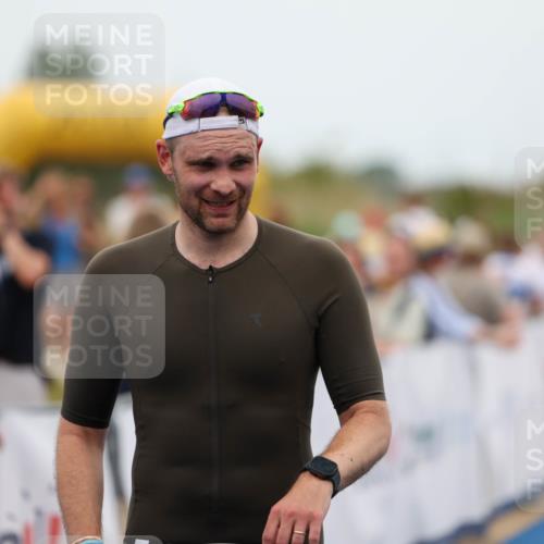 22.06.2025 - Viking Triathlon Michael Strokosch http://msf.ph/oto/8072062 22.06.2025 15:46:56 Ziel 335 meine-sportfotos.de