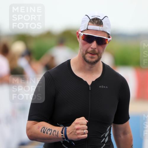 22.06.2025 - Viking Triathlon Michael Strokosch http://msf.ph/oto/8072079 22.06.2025 15:34:25 Ziel 232 meine-sportfotos.de