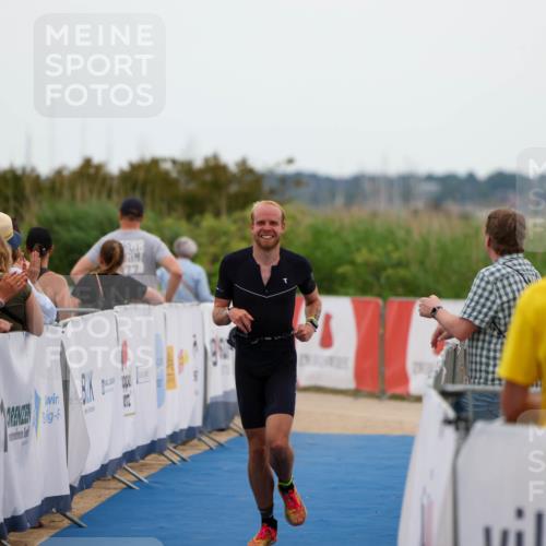 22.06.2025 - Viking Triathlon Michael Strokosch http://msf.ph/oto/8072083 22.06.2025 15:34:32 Ziel 225 meine-sportfotos.de