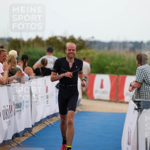22.06.2025 - Viking Triathlon Michael Strokosch http://msf.ph/oto/8072090 22.06.2025 15:34:33 Ziel 225 meine-sportfotos.de