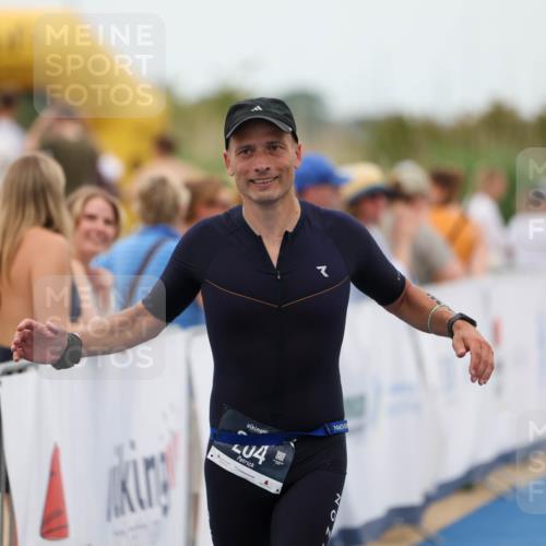 22.06.2025 - Viking Triathlon Michael Strokosch http://msf.ph/oto/8072093 22.06.2025 15:47:23 Ziel 204 meine-sportfotos.de