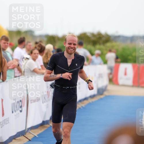 22.06.2025 - Viking Triathlon Michael Strokosch http://msf.ph/oto/8072102 22.06.2025 15:34:34 Ziel 225 meine-sportfotos.de