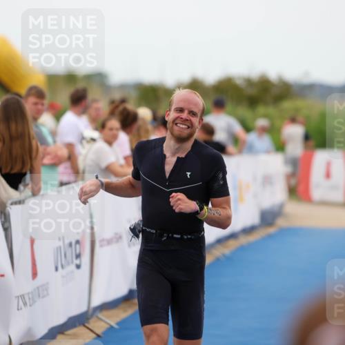 22.06.2025 - Viking Triathlon Michael Strokosch http://msf.ph/oto/8072105 22.06.2025 15:34:35 Ziel 225 meine-sportfotos.de