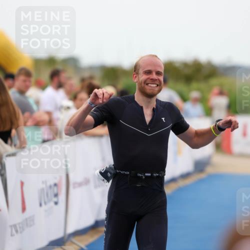 22.06.2025 - Viking Triathlon Michael Strokosch http://msf.ph/oto/8072110 22.06.2025 15:34:35 Ziel 225 meine-sportfotos.de