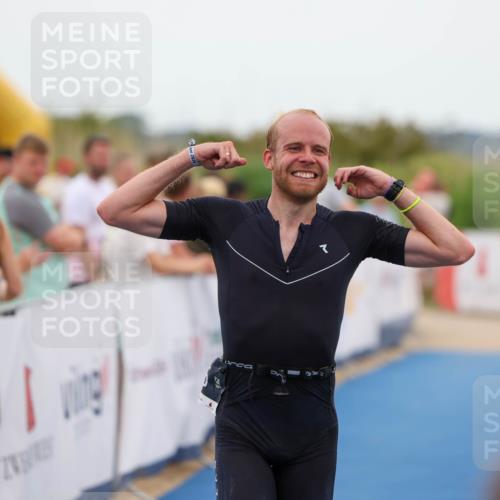 22.06.2025 - Viking Triathlon Michael Strokosch http://msf.ph/oto/8072113 22.06.2025 15:34:35 Ziel 225 meine-sportfotos.de