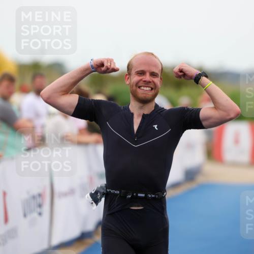 22.06.2025 - Viking Triathlon Michael Strokosch http://msf.ph/oto/8072117 22.06.2025 15:34:35 Ziel 225 meine-sportfotos.de