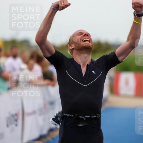 22.06.2025 - Viking Triathlon Michael Strokosch http://msf.ph/oto/8072122 22.06.2025 15:34:36 Ziel 225 meine-sportfotos.de
