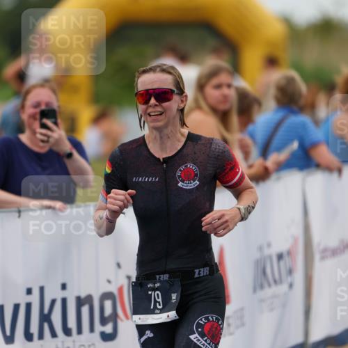 22.06.2025 - Viking Triathlon Michael Strokosch http://msf.ph/oto/8072142 22.06.2025 15:47:31 Ziel 79 meine-sportfotos.de