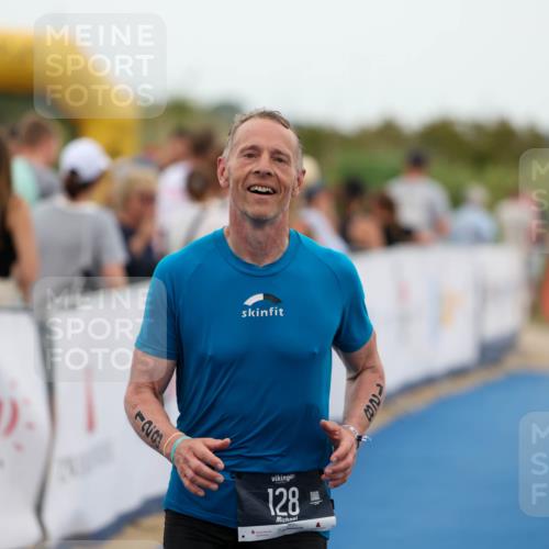 22.06.2025 - Viking Triathlon Michael Strokosch http://msf.ph/oto/8072147 22.06.2025 15:34:56 Ziel 128 meine-sportfotos.de