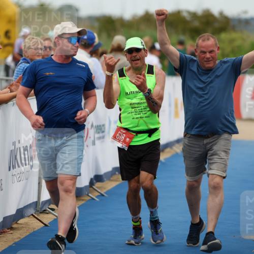 22.06.2025 - Viking Triathlon Michael Strokosch http://msf.ph/oto/8072166 22.06.2025 15:48:02 Ziel 618 meine-sportfotos.de