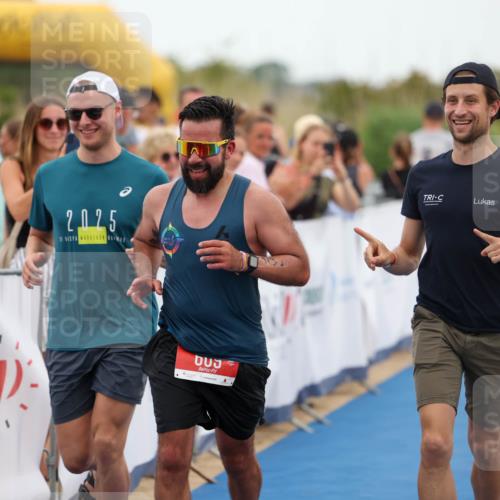 22.06.2025 - Viking Triathlon Michael Strokosch http://msf.ph/oto/8072305 22.06.2025 15:35:33 Ziel 609 meine-sportfotos.de