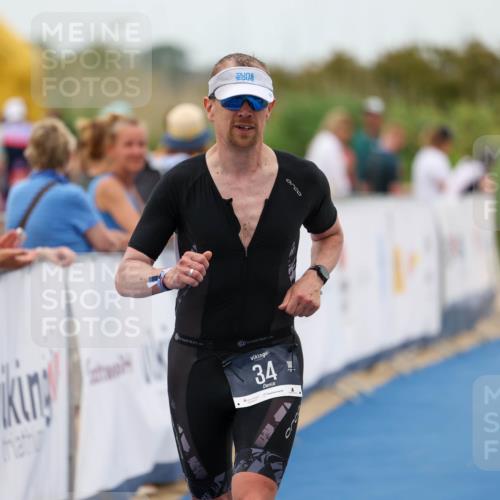 22.06.2025 - Viking Triathlon Michael Strokosch http://msf.ph/oto/8072309 22.06.2025 15:49:54 Ziel 34 meine-sportfotos.de