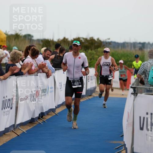 22.06.2025 - Viking Triathlon Michael Strokosch http://msf.ph/oto/8072371 22.06.2025 15:37:02 Ziel 450, 480, 659 meine-sportfotos.de