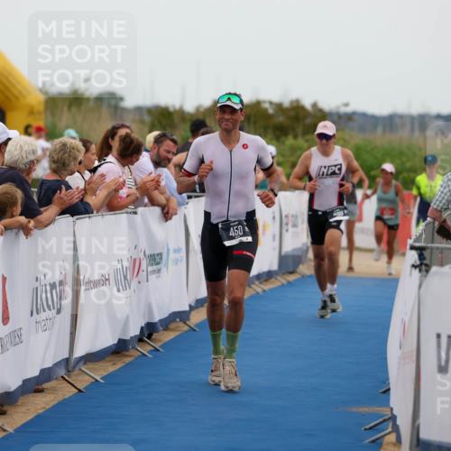 22.06.2025 - Viking Triathlon Michael Strokosch http://msf.ph/oto/8072377 22.06.2025 15:37:02 Ziel 450, 480, 659 meine-sportfotos.de