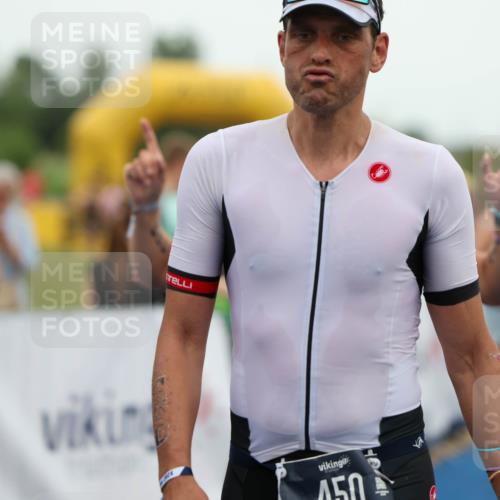 22.06.2025 - Viking Triathlon Michael Strokosch http://msf.ph/oto/8072402 22.06.2025 15:37:06 Ziel 450, 480, 659 meine-sportfotos.de