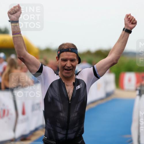 22.06.2025 - Viking Triathlon Michael Strokosch http://msf.ph/oto/8072518 22.06.2025 15:52:53 Ziel 463 meine-sportfotos.de
