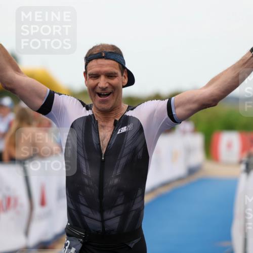 22.06.2025 - Viking Triathlon Michael Strokosch http://msf.ph/oto/8072520 22.06.2025 15:52:53 Ziel 463 meine-sportfotos.de