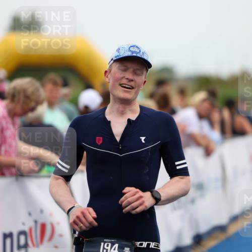 22.06.2025 - Viking Triathlon Michael Strokosch http://msf.ph/oto/8072569 22.06.2025 15:38:59 Ziel 194 meine-sportfotos.de