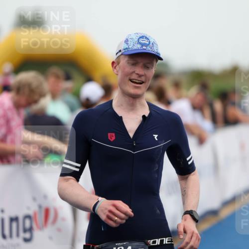 22.06.2025 - Viking Triathlon Michael Strokosch http://msf.ph/oto/8072575 22.06.2025 15:39:00 Ziel 194 meine-sportfotos.de