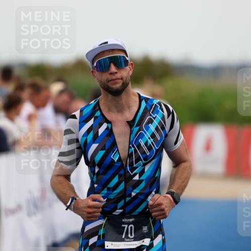 22.06.2025 - Viking Triathlon Michael Strokosch http://msf.ph/oto/8072615 22.06.2025 15:39:11 Ziel 70 meine-sportfotos.de