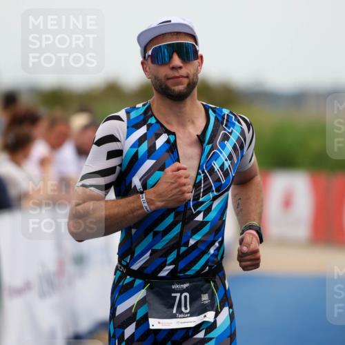 22.06.2025 - Viking Triathlon Michael Strokosch http://msf.ph/oto/8072616 22.06.2025 15:39:11 Ziel 70 meine-sportfotos.de