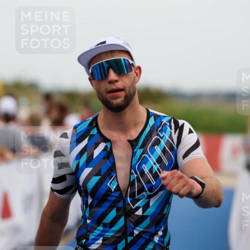 22.06.2025 - Viking Triathlon Michael Strokosch http://msf.ph/oto/8072633 22.06.2025 15:39:12 Ziel 70 meine-sportfotos.de