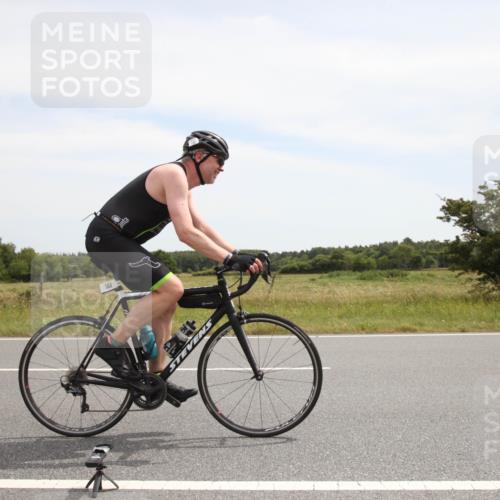 22.06.2025 - Viking Triathlon Yannick Fuchs http://msf.ph/oto/8072641 22.06.2025 12:37:59 Radfahren 22, 144, 403 meine-sportfotos.de