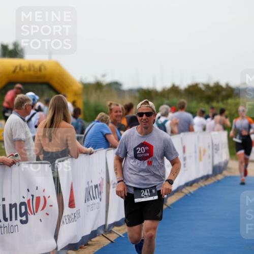 22.06.2025 - Viking Triathlon Michael Strokosch http://msf.ph/oto/8072650 22.06.2025 15:54:19 Ziel 43, 241 meine-sportfotos.de