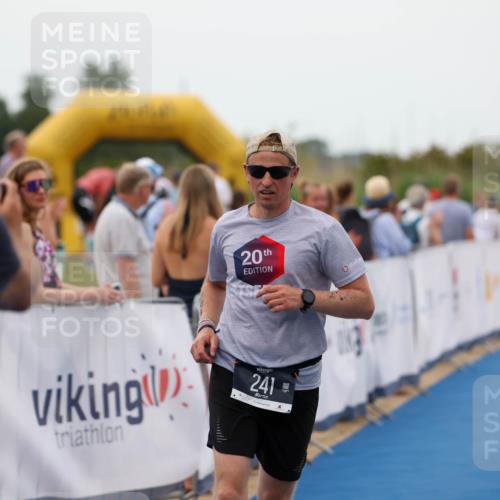 22.06.2025 - Viking Triathlon Michael Strokosch http://msf.ph/oto/8072661 22.06.2025 15:54:20 Ziel 43, 241 meine-sportfotos.de
