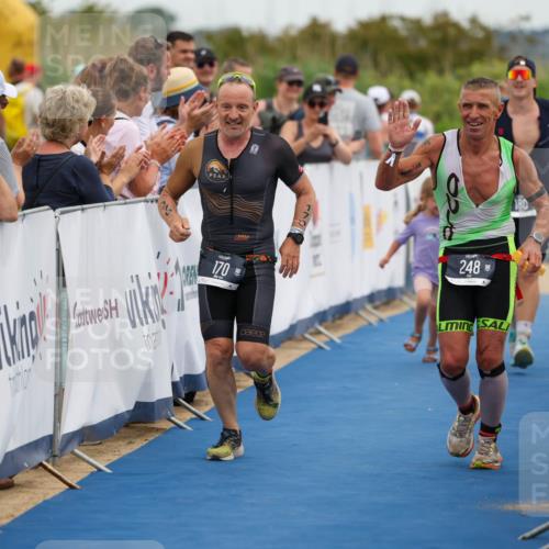 22.06.2025 - Viking Triathlon Michael Strokosch http://msf.ph/oto/8072702 22.06.2025 15:39:59 Ziel 170, 180, 248 meine-sportfotos.de