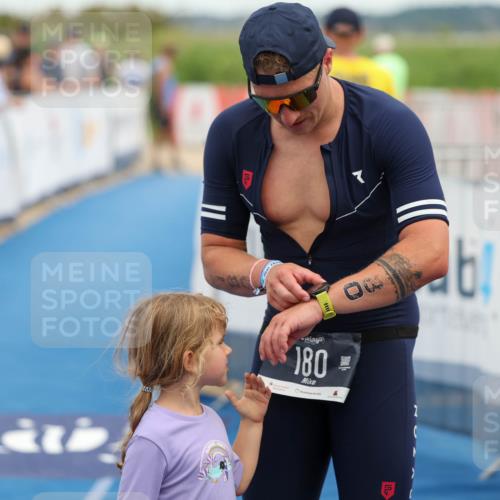 22.06.2025 - Viking Triathlon Michael Strokosch http://msf.ph/oto/8072773 22.06.2025 15:40:08 Ziel 170, 180 meine-sportfotos.de