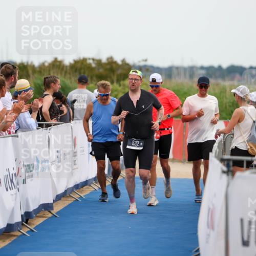 22.06.2025 - Viking Triathlon Michael Strokosch http://msf.ph/oto/8072781 22.06.2025 15:40:15 Ziel 532, 644 meine-sportfotos.de