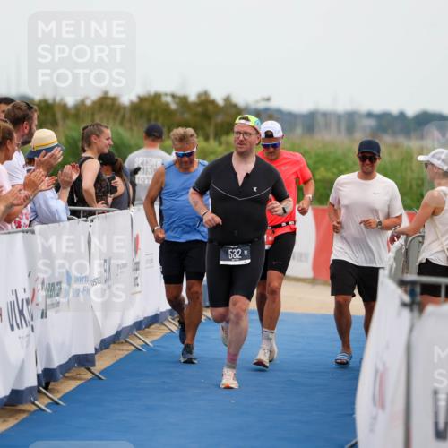 22.06.2025 - Viking Triathlon Michael Strokosch http://msf.ph/oto/8072784 22.06.2025 15:40:16 Ziel 532, 644 meine-sportfotos.de