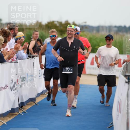 22.06.2025 - Viking Triathlon Michael Strokosch http://msf.ph/oto/8072791 22.06.2025 15:40:16 Ziel 532, 644 meine-sportfotos.de