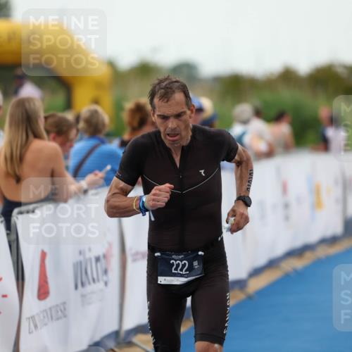 22.06.2025 - Viking Triathlon Michael Strokosch http://msf.ph/oto/8072821 22.06.2025 15:55:48 Ziel 222 meine-sportfotos.de