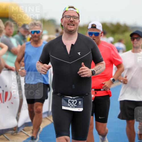 22.06.2025 - Viking Triathlon Michael Strokosch http://msf.ph/oto/8072828 22.06.2025 15:40:20 Ziel 532, 644 meine-sportfotos.de