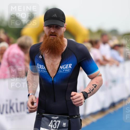 22.06.2025 - Viking Triathlon Michael Strokosch http://msf.ph/oto/8072893 22.06.2025 15:40:51 Ziel 437 meine-sportfotos.de