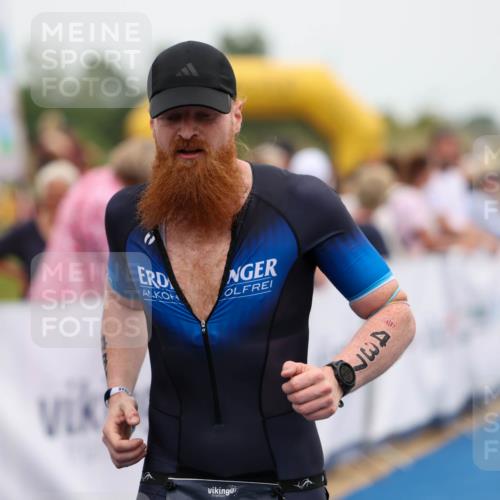 22.06.2025 - Viking Triathlon Michael Strokosch http://msf.ph/oto/8072896 22.06.2025 15:40:51 Ziel 437 meine-sportfotos.de