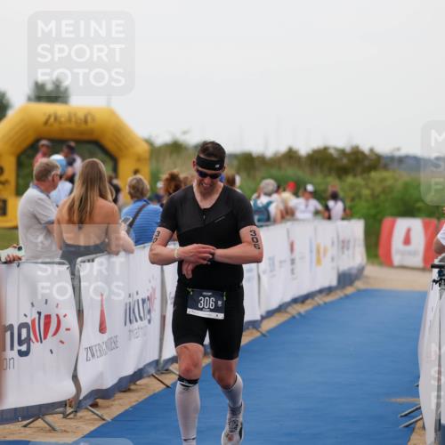 22.06.2025 - Viking Triathlon Michael Strokosch http://msf.ph/oto/8072899 22.06.2025 15:56:45 Ziel 261, 306 meine-sportfotos.de