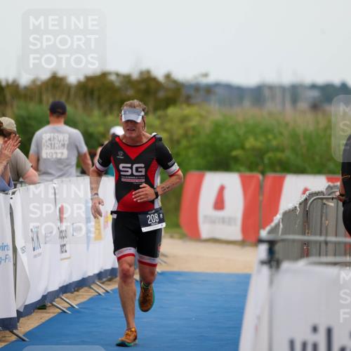22.06.2025 - Viking Triathlon Michael Strokosch http://msf.ph/oto/8072903 22.06.2025 15:41:20 Ziel 208 meine-sportfotos.de